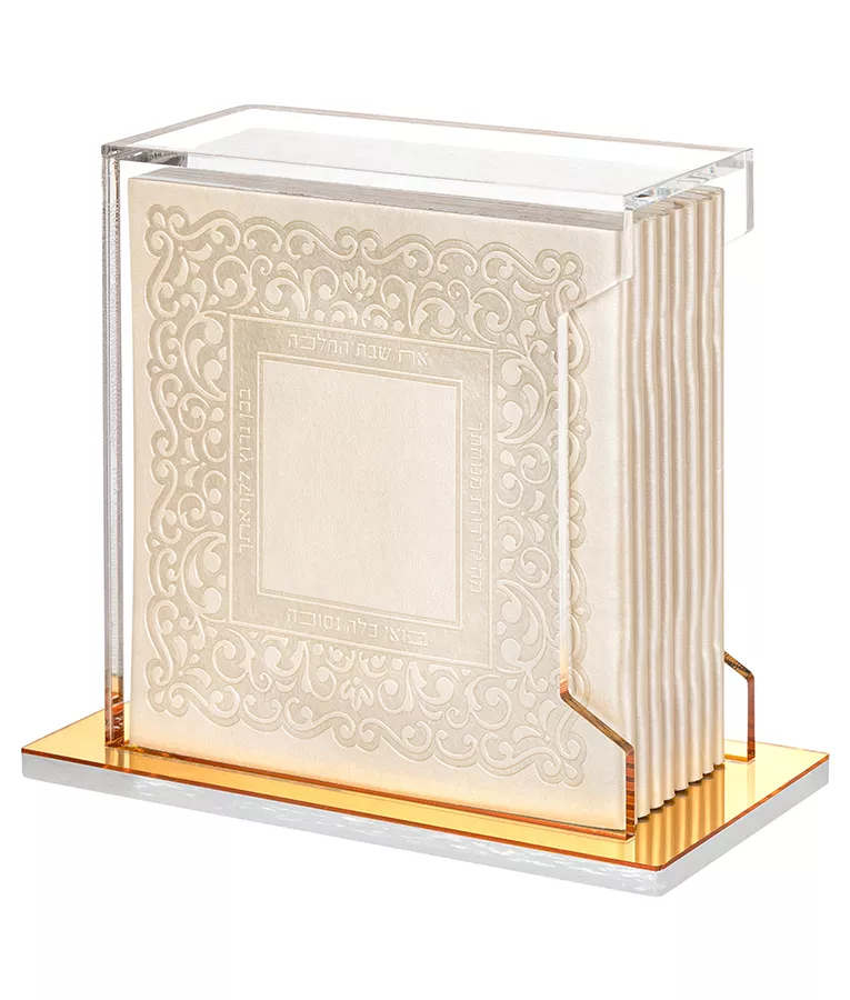 Lacey Zemiros Stand Lucite - Image 4